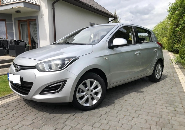 Hyundai i20 cena 19900 przebieg: 176000, rok produkcji 2013 z Kielce małe 137